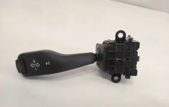 BMW 3 E46 Indicator stalk 8363668 01104010