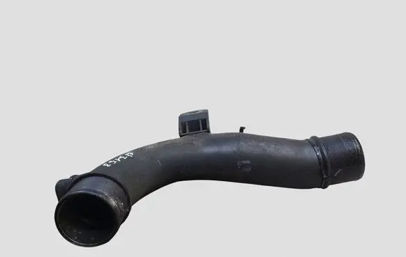 Toyota Avensis T250 Intercooler hose/pipe 173620R010