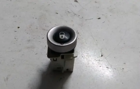 Citroen C8 Central locking switch button 1488928077