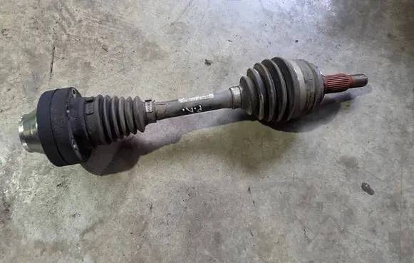 Audi Q7 4L Front driveshaft 7P0407271B