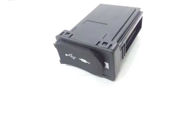 Lexus RX 450H USB socket connector 8619078010 FA0600112A