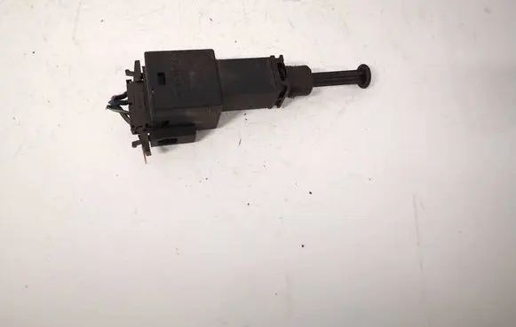 Volkswagen PASSAT B5 Brake pedal sensor switch 1008900010