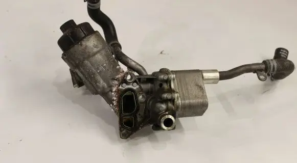 Engine oil radiator