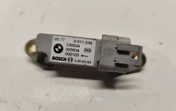 BMW X5 E53 Airbag deployment crash/impact sensor 6911038 230504 0285002064