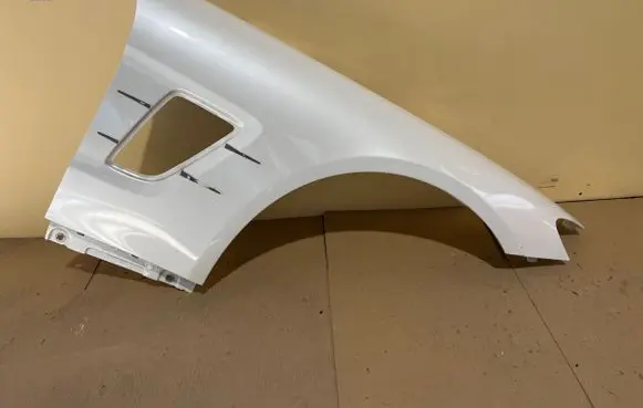 Mercedes-Benz SL R231 Fender A2318810200