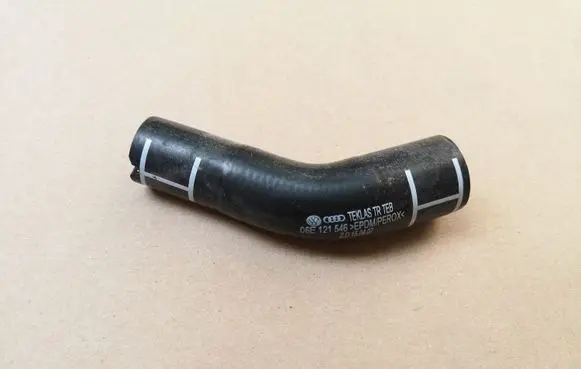 Audi A5 8T 8F Air conditioning (A/C) pipe/hose 06e121546