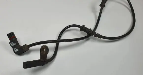 Mercedes-Benz E W211 ABS brake wheel speed sensor 04779244AC