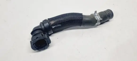 Nissan Qashqai J12 Engine coolant pipe/hose 924006UM2C