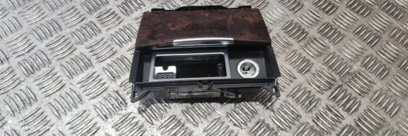 Mercedes-Benz CLS C218 X218 Ashtray (front) A2186800850