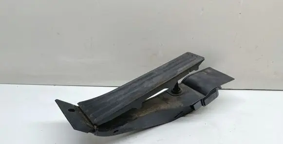 BMW 7 E65 E66 Accelerator throttle pedal 6766930 35426766930