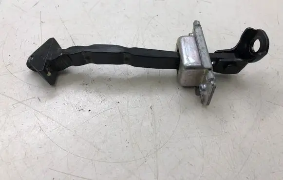 Mazda 3 III Rear door check strap stopper K3605