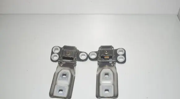 BMW 2 F45 Tailgate/trunk/boot hinge 7300810 7300809 7317769