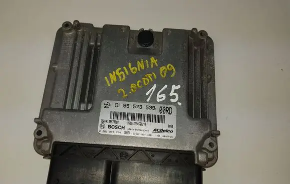Opel Insignia A Engine control unit/module 55573539 0281015774