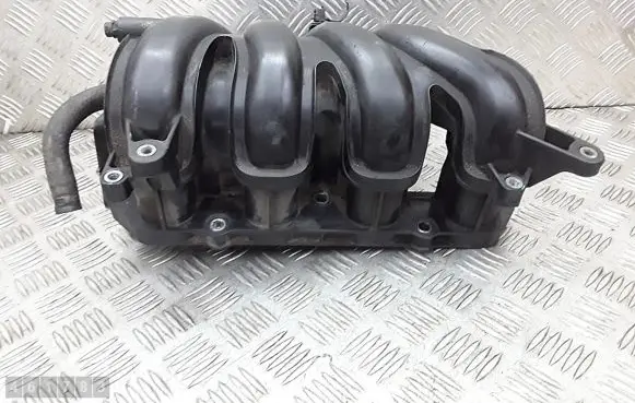 Hyundai ix20 Intake manifold