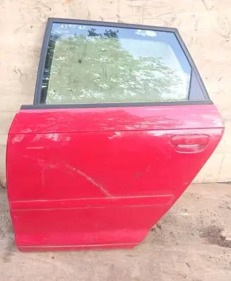 Audi A3 S3 8P Rear door