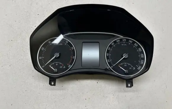 Skoda Octavia Mk2 (1Z) Speedometer (instrument cluster) 1Z0920843F A2C53366233