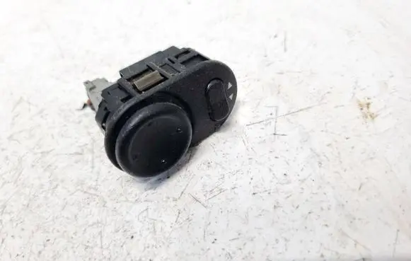 Opel Astra G Wing mirror switch 09226861