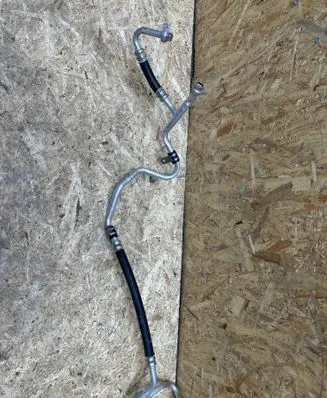 Renault Zoe Air conditioning (A/C) pipe/hose 924903137R