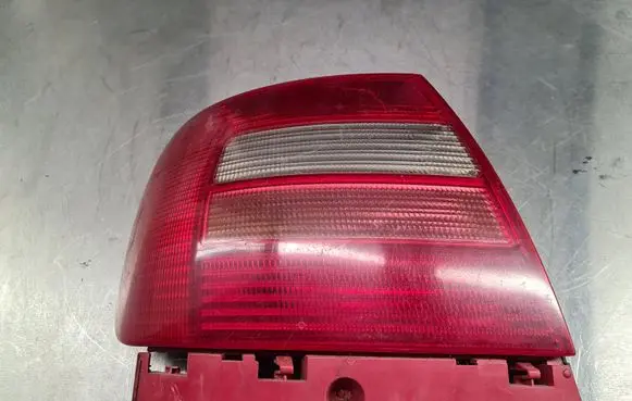 Audi A4 S4 B5 8D Rear/tail lights 8D0945095D