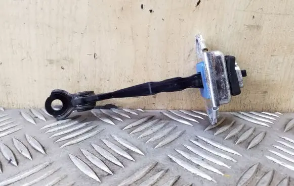 KIA Rio Front door check strap stopper