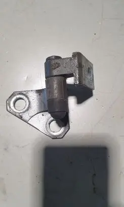 Volkswagen PASSAT B7 Front door upper hinge 3c8831401d