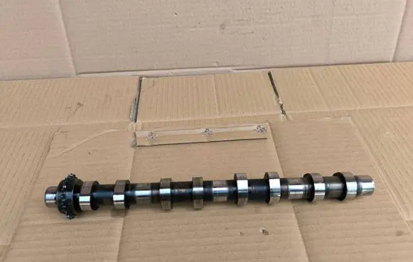 Ford Focus Camshaft 9812647280