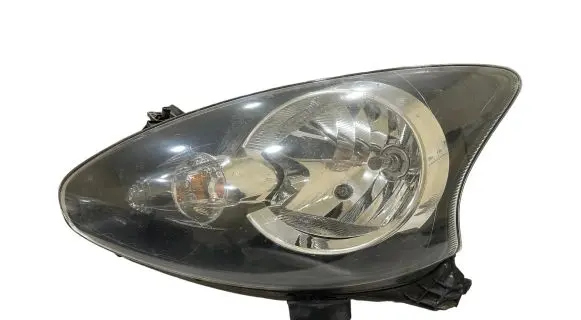 Toyota Aygo AB10 Headlight/headlamp