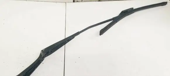 Ford Focus Front wiper blade arm BM5117526AB