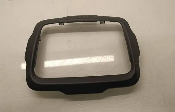 Jeep Renegade Radio/GPS head unit trim 735579051