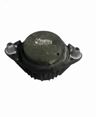 Engine mount bracket
