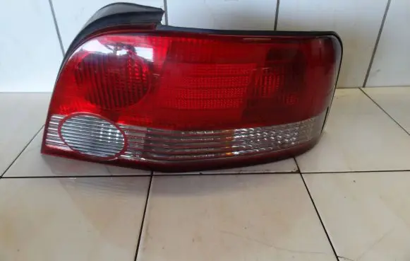 Mitsubishi Galant Rear/tail lights 220-87373