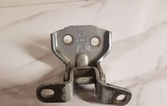 KIA Sorento Front door lower hinge 