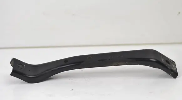 Audi A6 S6 C6 4F Radiator support slam panel bracket 4F0809692A