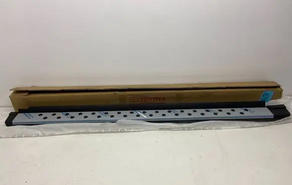 Toyota RAV 4 (XA20) Foot area side trim PW3880R002 10151233