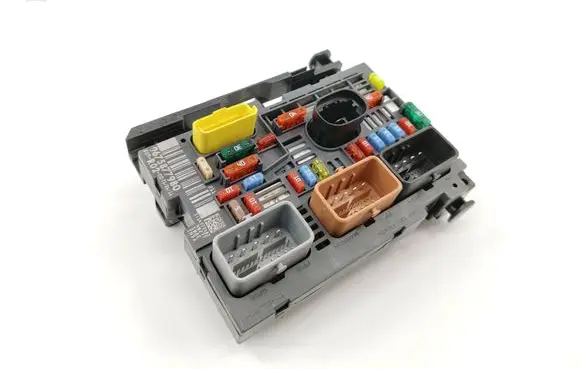 Citroen Berlingo Fuse box set 9675877980