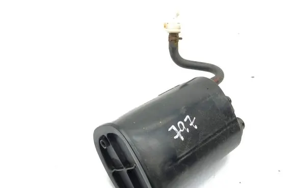 Active carbon filter fuel vapour canister