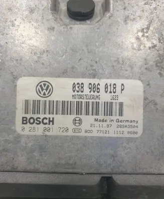 Volkswagen PASSAT B5 Engine control unit/module 038906018P 28SA3504 0281001720
