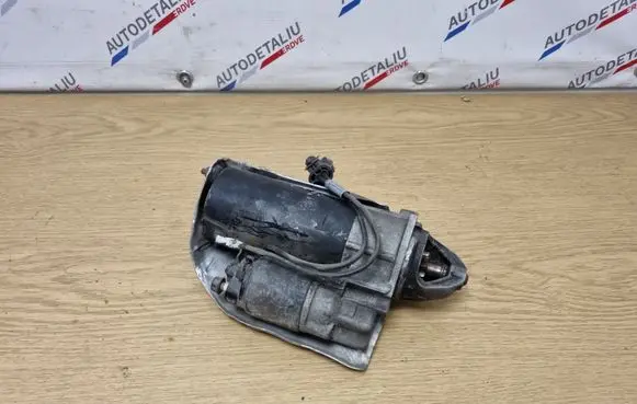 BMW 7 E38 Starter motor 1729981