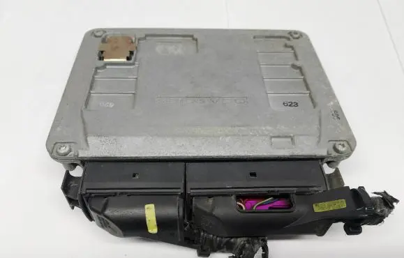Volkswagen Polo V 6R Engine control unit/module 5WP4422402