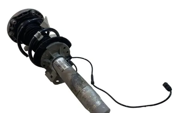 BMW M4 F82 F83 Front shock absorber with coil spring 2284788 31312284788 10541310