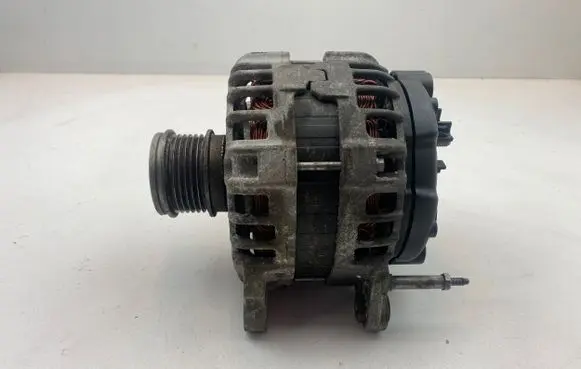 Audi Q2 - Generator/alternator 04L903023K EL6140 F000BL08R8