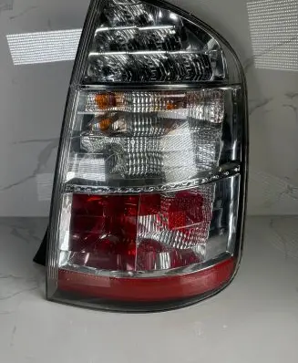 Toyota Prius (XW20) Rear/tail lights