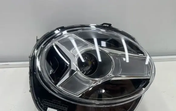 Nissan Juke II F16 Headlight/headlamp 260106PM0A