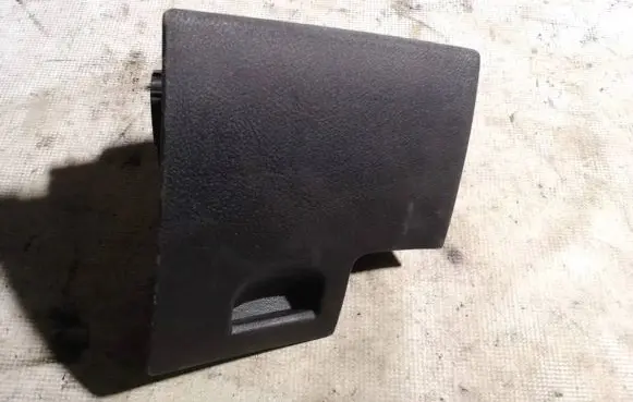 Peugeot 407 Glove box