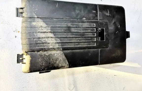 Battery box tray