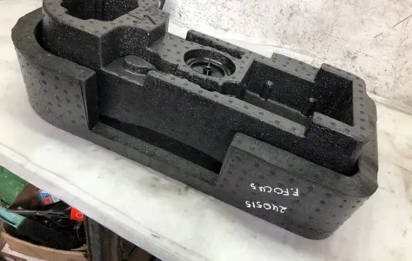 Ford Focus Glove box in trunk 