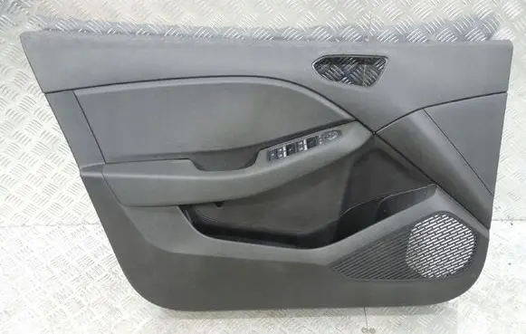 Renault Clio V Front door card panel trim