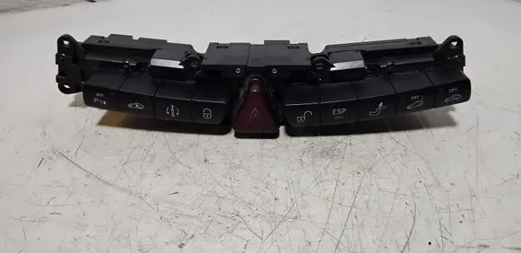 Mercedes-Benz S W220 Hazard light switch 2208218058 3326220100