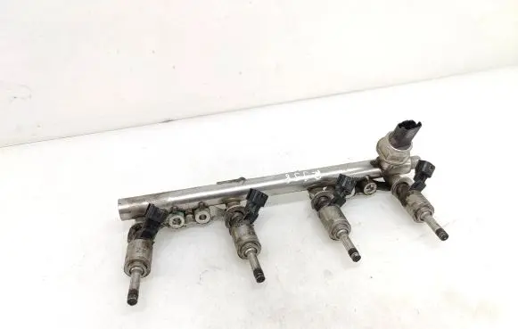 Nissan Qashqai Fuel main line pipe 175204385R 1408230174 H82011