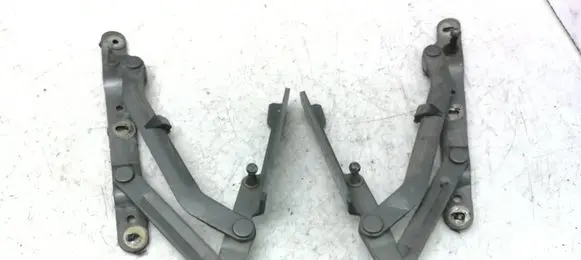 Alfa Romeo 166 Tailgate/trunk/boot hinge 373A